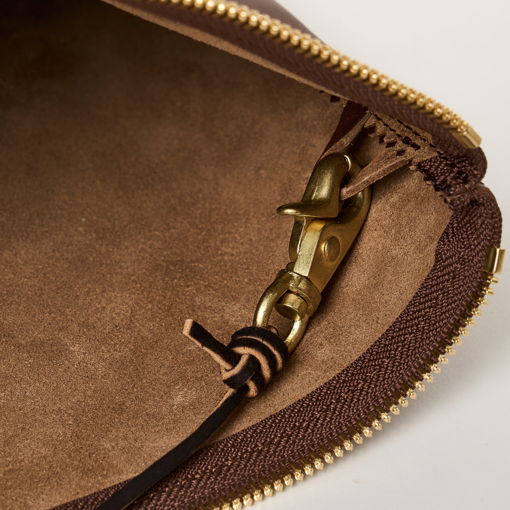 SQUARE ZIP & SNAP POUCH size S -BROWN LEATHER – THE BOOTS