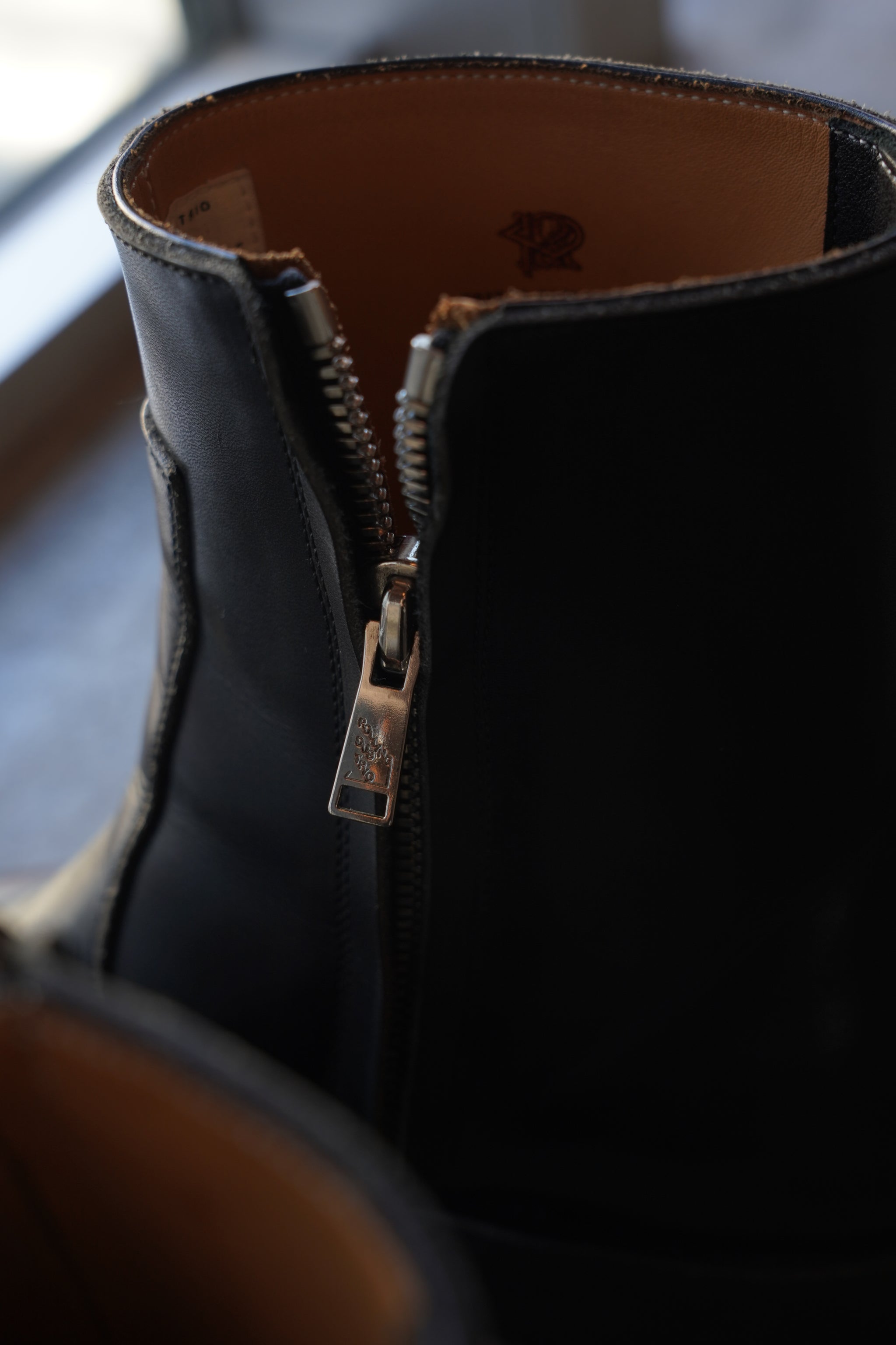 2025年発売予定］GLEANERS ZIP -Jp Box Calf – THE BOOTS SHOP
