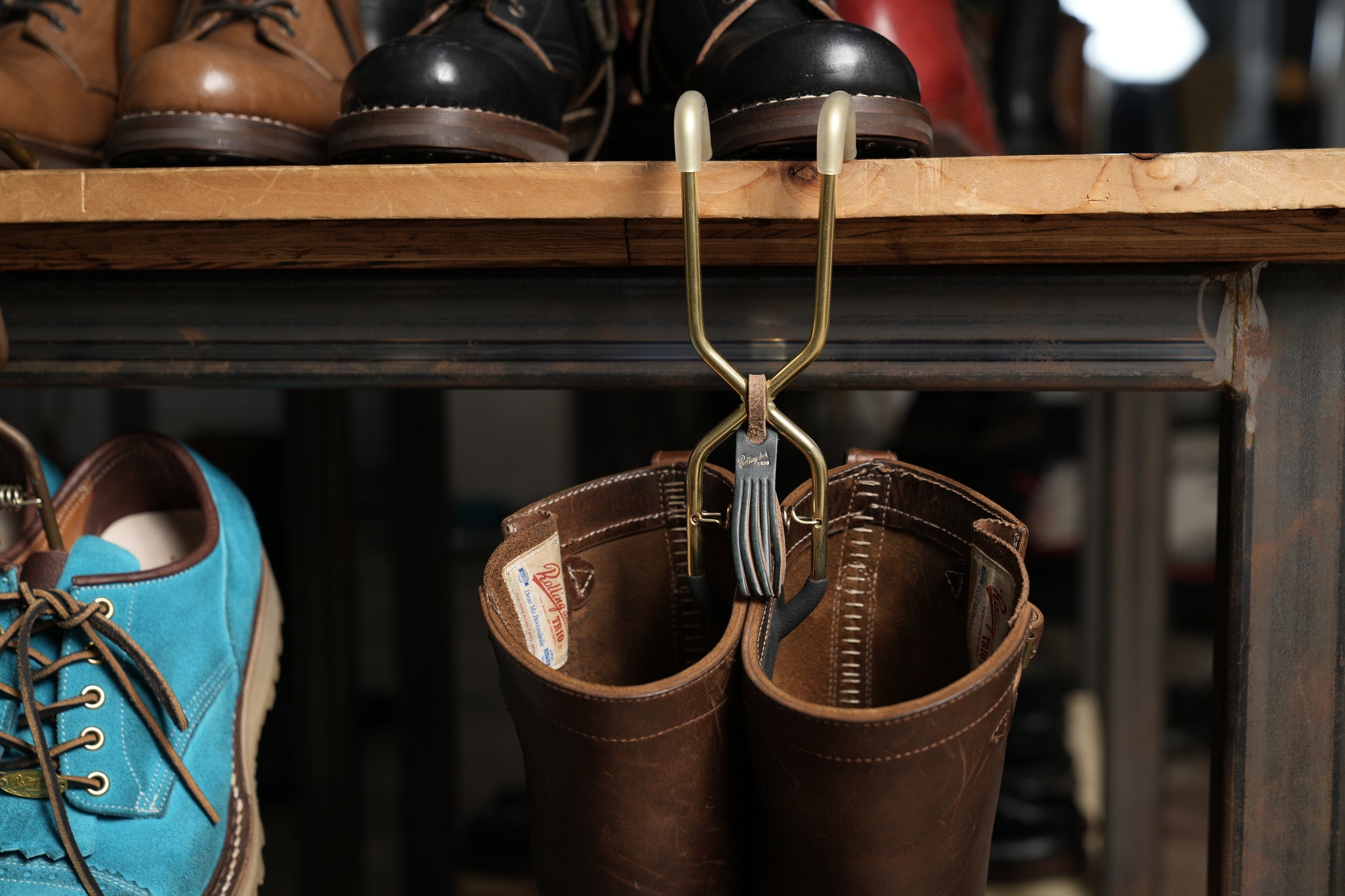 BOOTS HANGER – THE BOOTS SHOP ONLINE