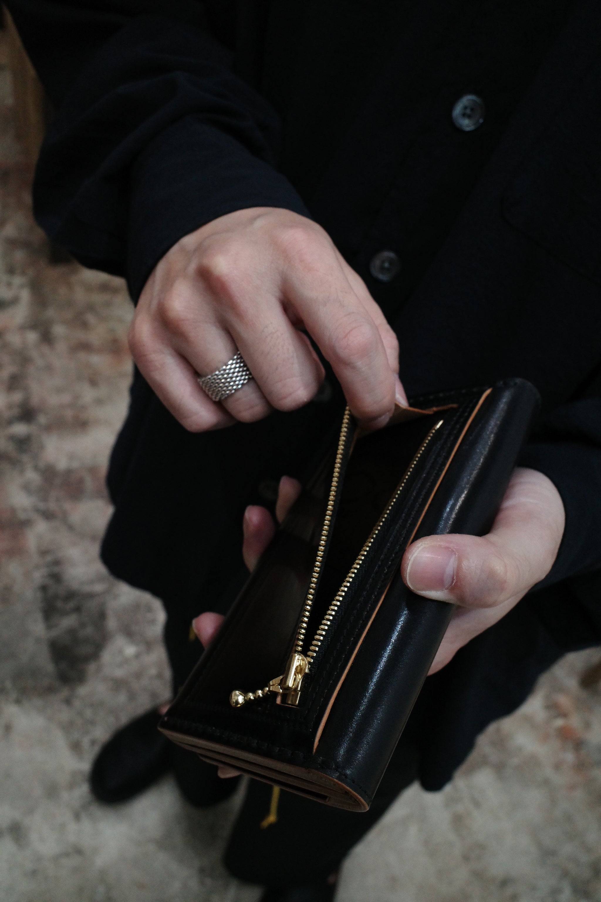 MIDDLE TRUCKERS WALLET (Bridle leather) – THE BOOTS SHOP ONLINE